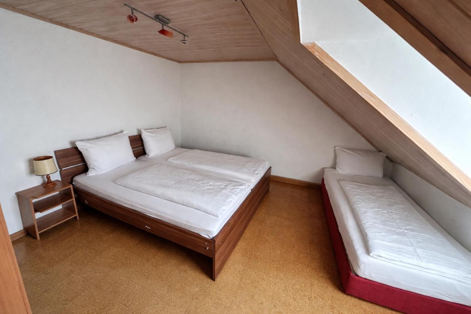 Dreibettzimmer